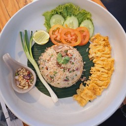 ข้าวผัดเนื้อวัวออสเตรเลีย+ไข่ม้วนสับ