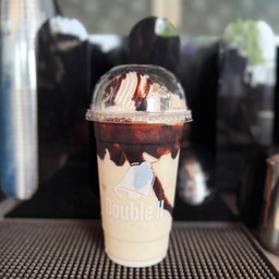 มะพร้าวนมสดช็อกโกแลตปั่น