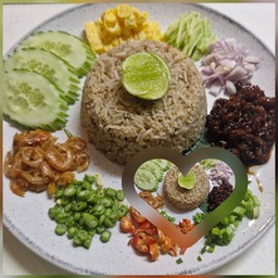 ข้าวคลุกกะปิ