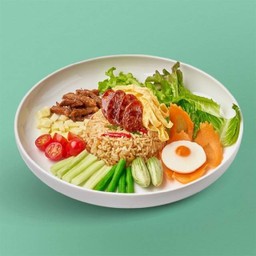 ข้าวผัดน้ำพริกลงเรือ