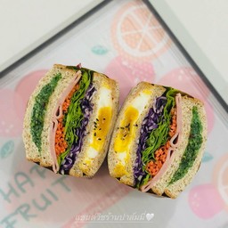 แซนวิชเกาหลี สาหร่าย + สลัดผัก + ไข่ดาว