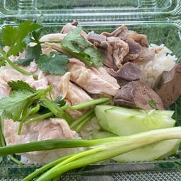 หมูกรอบอู๊ด อู๊ด