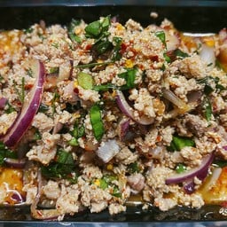 ลาบหมูสับ (หมู+หนัง)