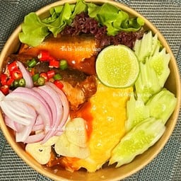 ข้าวไข่ข้น+ปลากระป๋องทรงเครื่อง