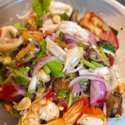 ล้านเป้าหมายส้มตำยำแซ่บ