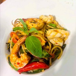 สปาเก็ตตี้ผัดขี้เมากุ้ง