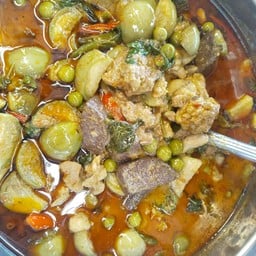 แกงราดข้าวโบราณเจ้หมวยบ้านโป่ง ไม่มี