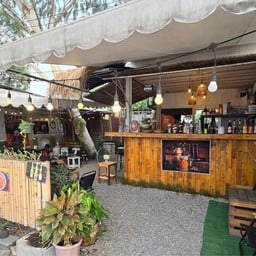 อยู่ดี มีสุข Cafe&Bar -