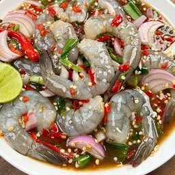 ยำกุ้งสด