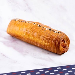 SAUSAGE ROLL CROISSANT