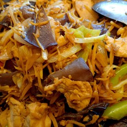 ข้าวไก่ผัดขิง