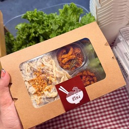 หมี่ไก่ฉีกอีโก้ง Jumbo side สุดคุ้ม