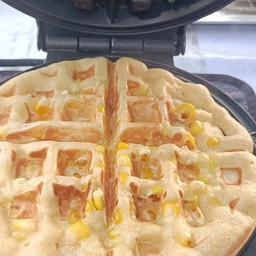 วาฟเฟิลไส้ข้าวโพด