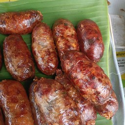 ใส้กรอกเนื้อ