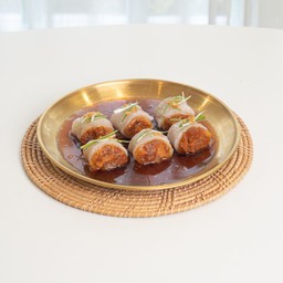 ก๋วยเตี๋ยวหลอดหมูแดง