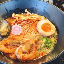 ต้มยำทะเลราเมง