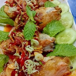 พล่ากุ้งแม่น้ำ