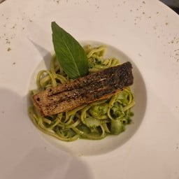 สปาเก็ตตี้เพรสโต้ซอสทะเล