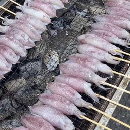 หมึกย่างนาบอนฉลอง หมึกย่างหน้าปั้มคาเทคนาบอน