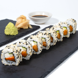Philly Salmon Roll - ฟิลลี่แซลมอนโรล.