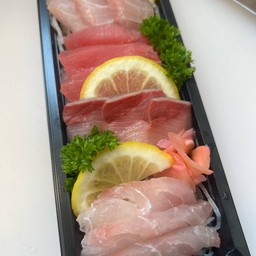 ซาชิมิปลาทะเลไทย 100 กรัม