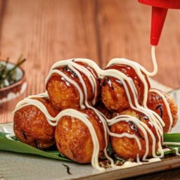 ทาโกะยากิเต่าซิ่ง & ไก่ทอดสไตร์เกาหลี