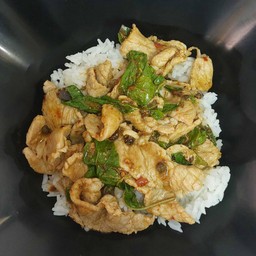 กะเพรา (หม่าล่า) ราดข้าว