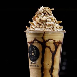 กาแฟอัลมอนด์ปั่น