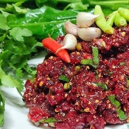 เฮียโต้อีสานแซ่บ กลางซอยวัดหอก่อง ตรงข้ามขนมเบื้องญวนจอมยุทธ