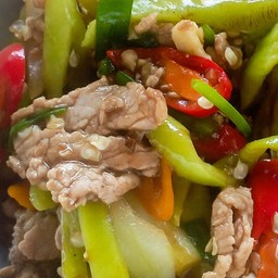 ผัด พริก หยวก