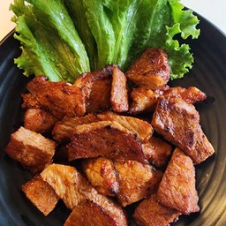 Moksal - Pork Neck BBQ With Gochujang Sauce (คอหมูย่าง ซอสโกชุจัง)