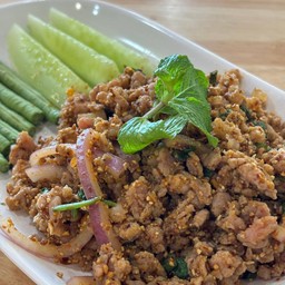 ก้อยหมูคั่ว