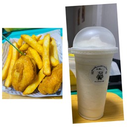 เซ็ตรวมเฟรนช์ฟรายส์นักเก็ต+ มะพร้าวนมสดปั่น