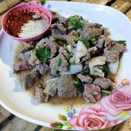 ลวกจิ้มเนื้อน้ำจิ้มเปรี้ยว