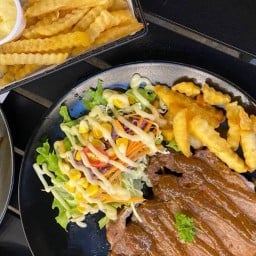 สเต็กเด็กแนว สาขาตลาดโกสุม ดอนเมือง