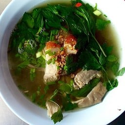 เกาเหลาเลือดหมูพิเศษ