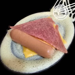 ไส้กรอก+แฮม+ชีส