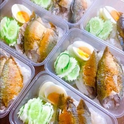 ข้าวปลาทูแกะ