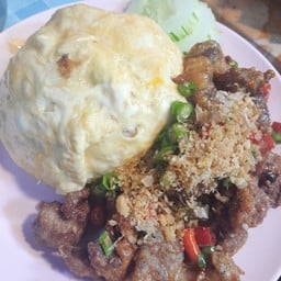 หมูสามชั้นคั่วพริกเกลือ