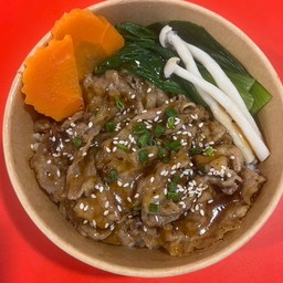 ข้าวหน้าเนื้อแองกัส ซอสคัตสึ