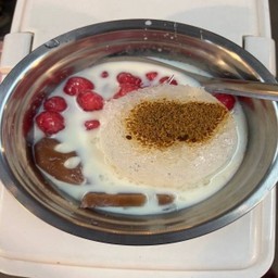 นมสด ทับทิมกรอบ