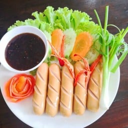 ลูกชิ้นวรารัตน์ ขามเรียง