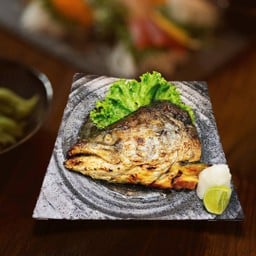 7808.Salmon Kabuto Yaki-Grilled Salmon Head