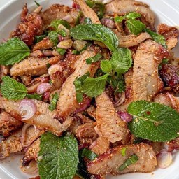 น้ำตกหมู