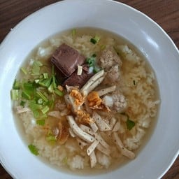 ร้านหม้อ แป้ง -