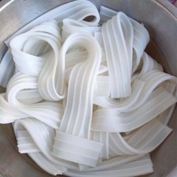 เส้นบุกขาวทำจากเผือก โอเด้ง