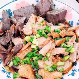 เป็ดเปล่าจานใหญ่