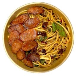 กะเพราสปาเก็ตตี้หมูสับ-กุนเชียง