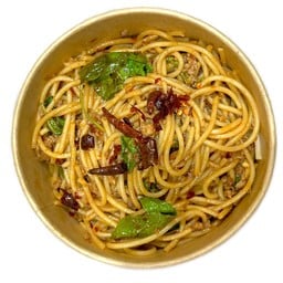 กะเพราสปาเก็ตตี้หมูสับ