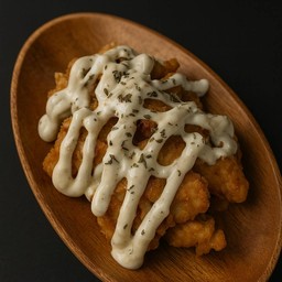 M  ไก่ทอดซอสซาวครีม ฟรี!! ข้าวหอมมะลิ 1 ถ้วย